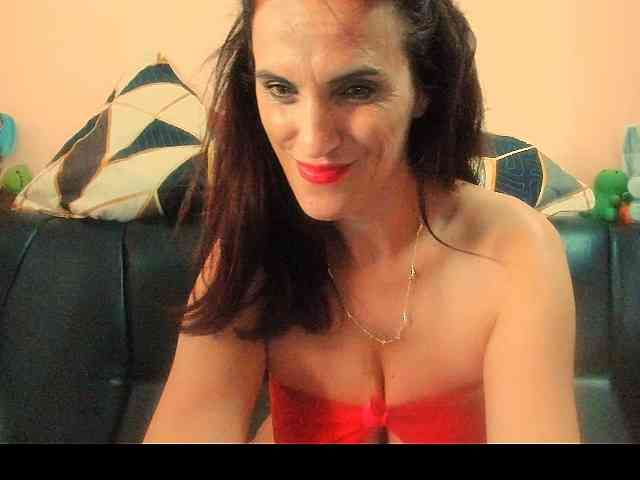 hotyyalisson webcam