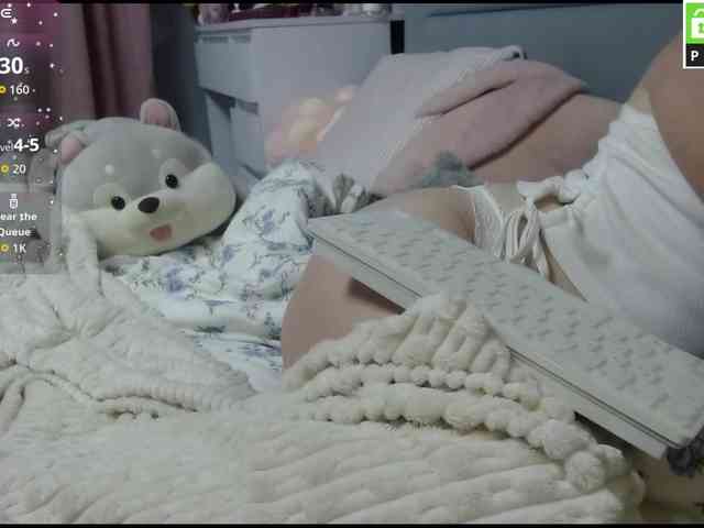 monika-x's live room