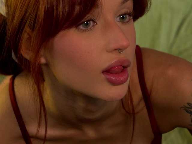happywhores live cam on BongaCams