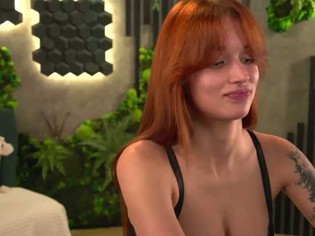 happywhores live cam on BongaCams
