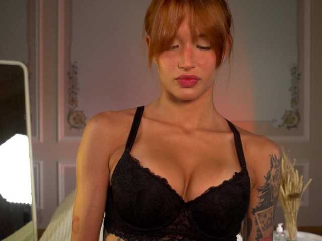 happywhores live cam on BongaCams