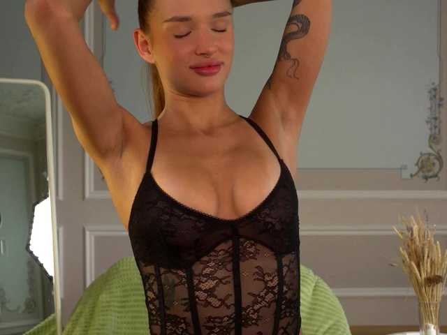 happywhores live cam on BongaCams