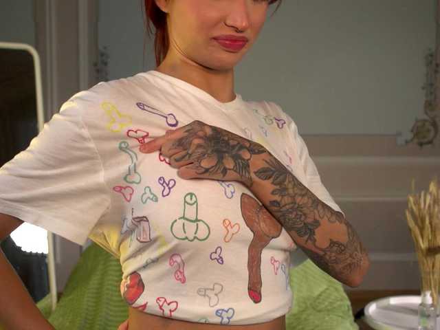 happywhores live cam on BongaCams