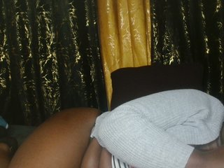 Sexxy-pretty24's Live Webcam