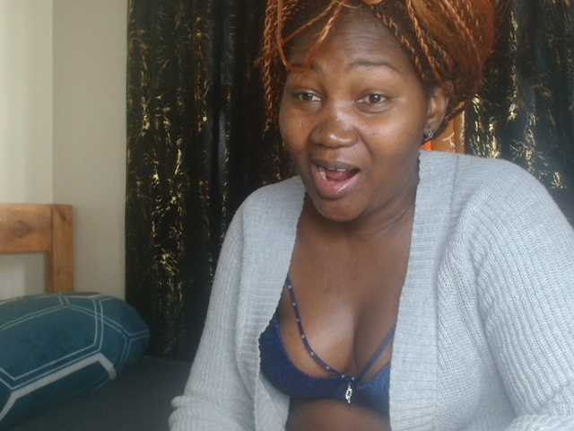 Sexxy-pretty24 live cam on BongaCams
