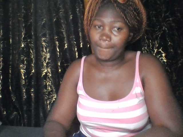 Sexxy-pretty24 live cam on BongaCams