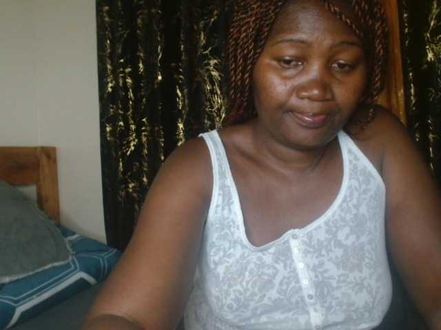 Sexxy-pretty24 live cam on BongaCams