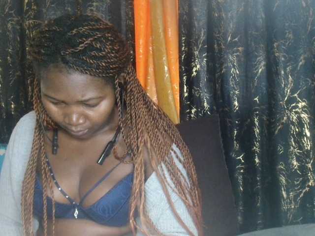 Sexxy-pretty24 live cam on BongaCams