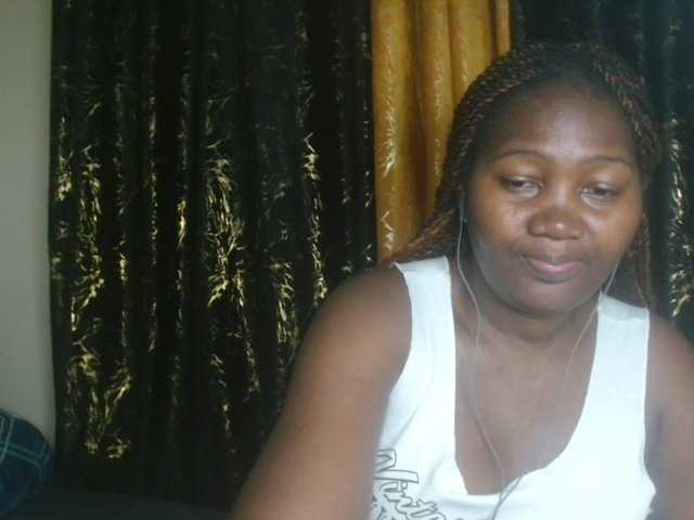Sexxy-pretty24 live cam on BongaCams