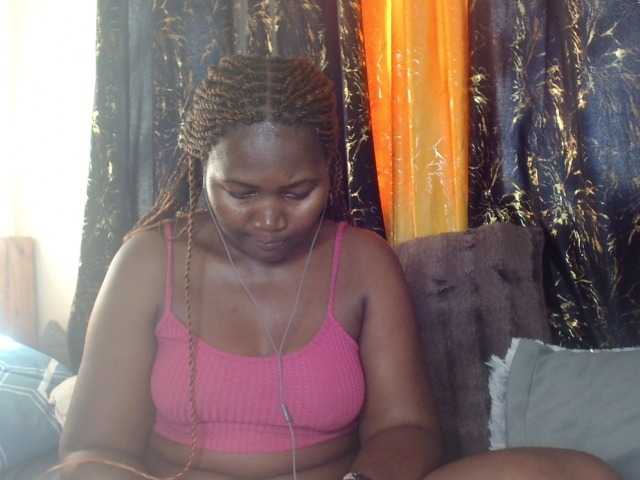 Sexxy-pretty24's BongaCams show and profile