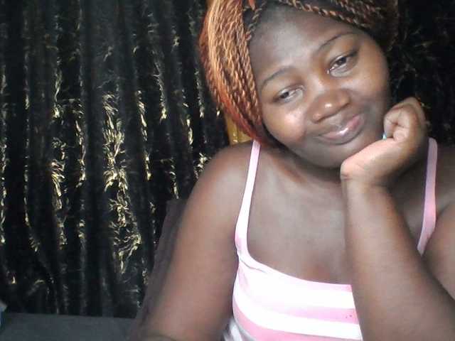 Sexxy-pretty24 live cam on BongaCams