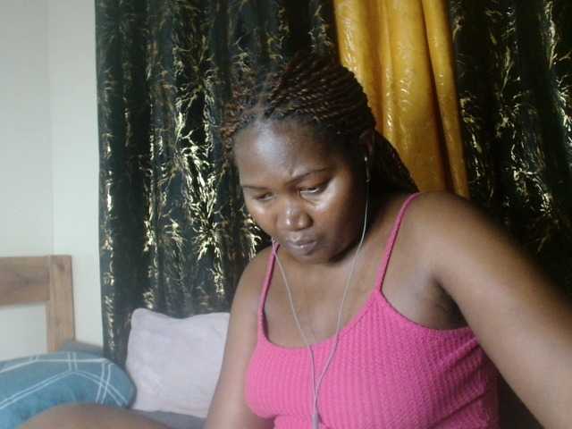 Sexxy-pretty24's BongaCams show and profile