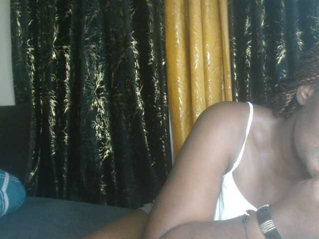 Sexxy-pretty24 live cam on BongaCams