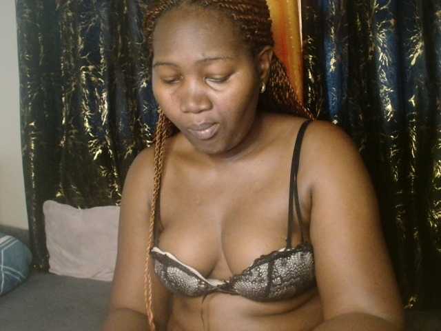 Sexxy-pretty24's BongaCams show and profile