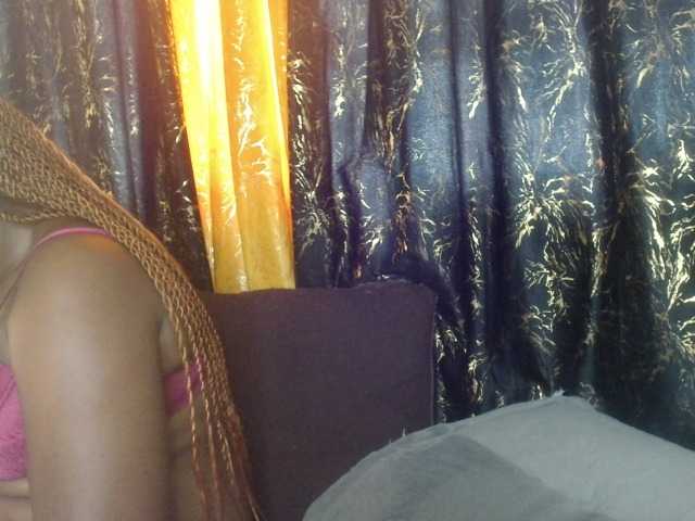 Sexxy-pretty24's BongaCams show and profile