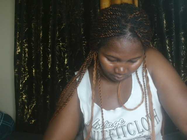 Sexxy-pretty24 live cam on BongaCams