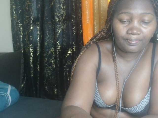 Sexxy-pretty24 live cam on BongaCams