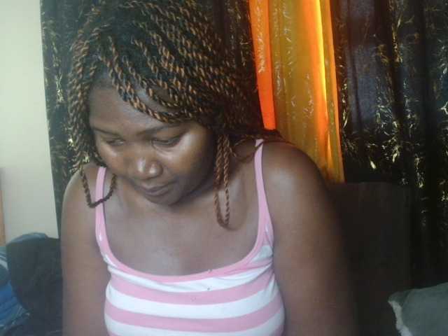 Sexxy-pretty24 webcam