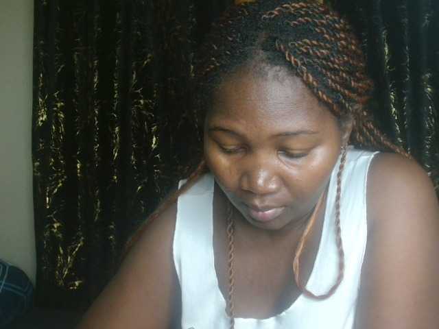Sexxy-pretty24 live cam on BongaCams