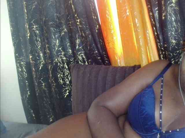 Sexxy-pretty24 webcam