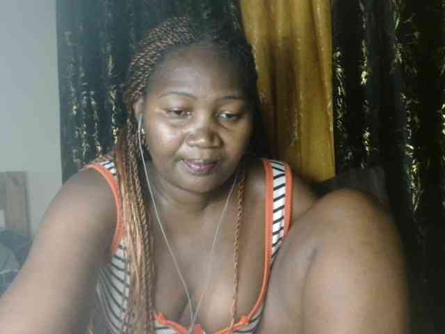 Sexxy-pretty24 webcam