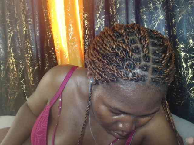 Sexxy-pretty24 webcam