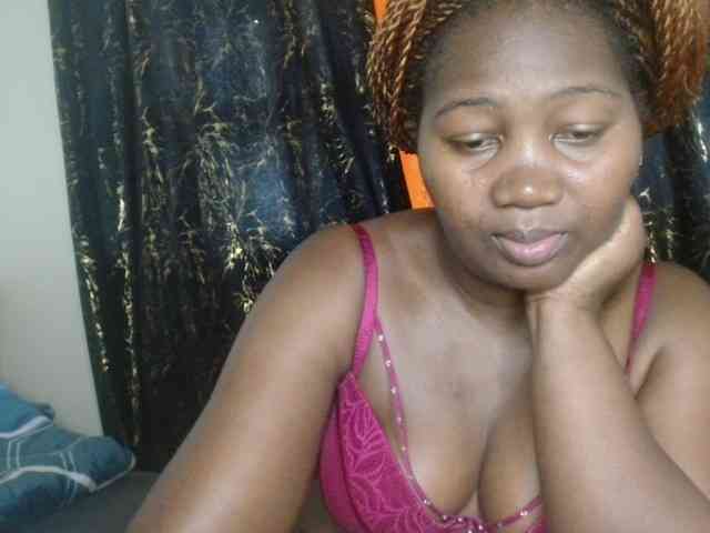 Sexxy-pretty24 webcam