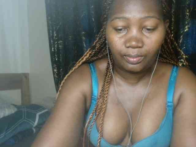 Sexxy-pretty24 webcam