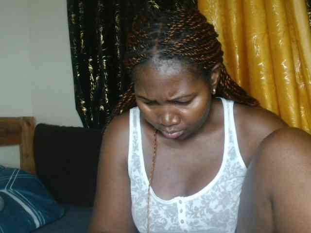Sexxy-pretty24 webcam