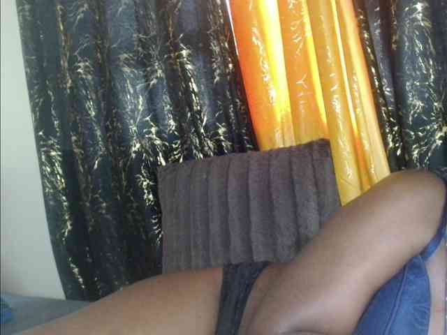 Sexxy-pretty24 webcam