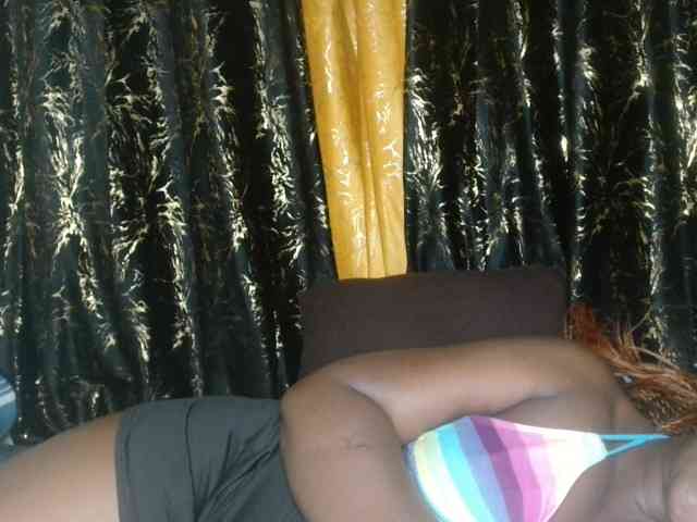 Sexxy-pretty24 webcam