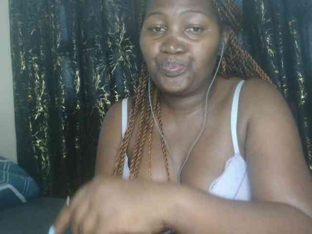 Sexxy-pretty24 webcam