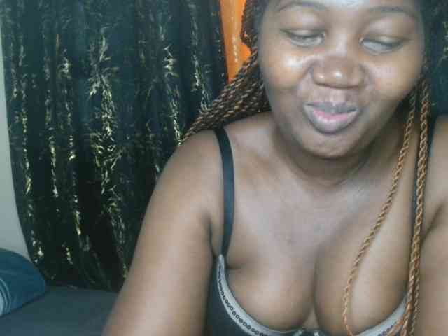 Sexxy-pretty24 webcam