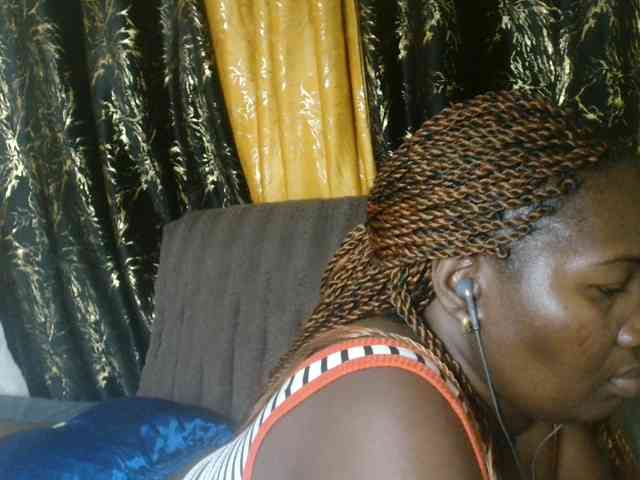 Sexxy-pretty24 webcam