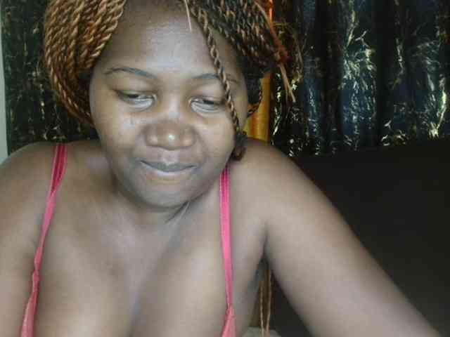 Sexxy-pretty24 webcam