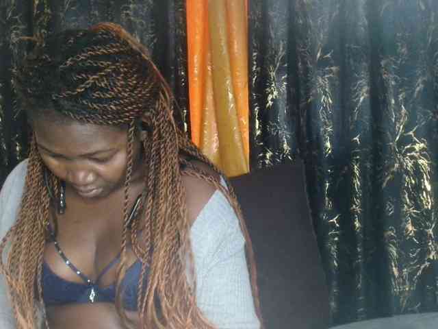 Sexxy-pretty24 webcam