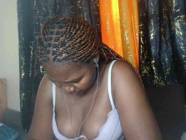 Sexxy-pretty24 webcam