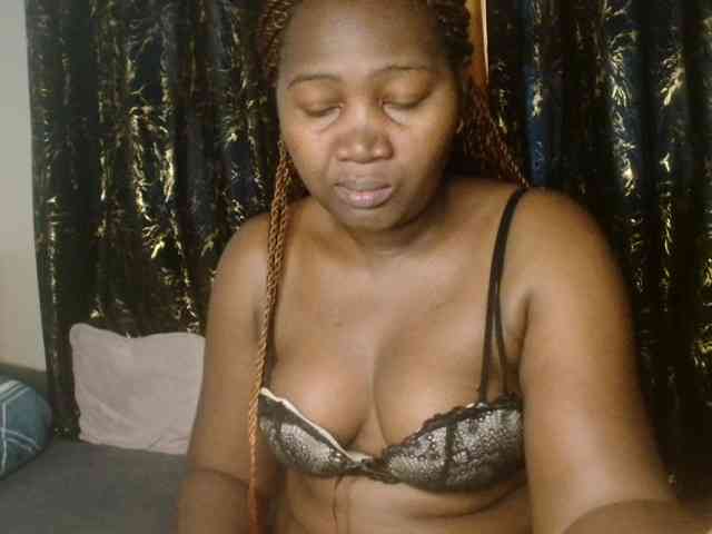 Sexxy-pretty24 webcam