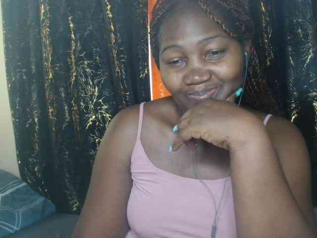 Sexxy-pretty24 webcam