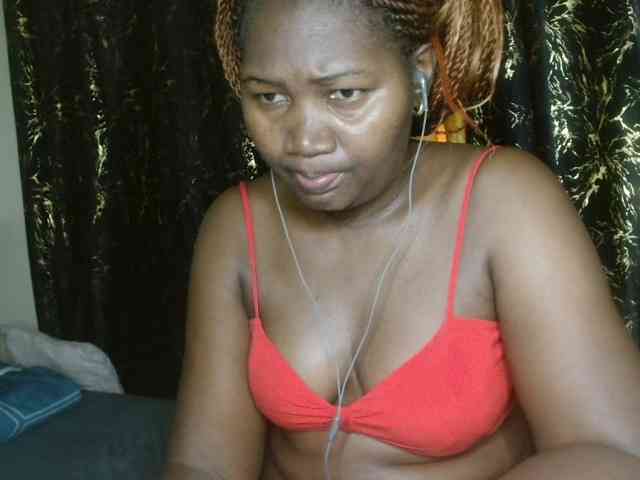 Sexxy-pretty24 webcam