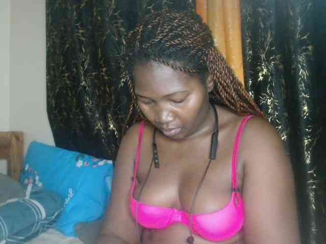 Sexxy-pretty24 webcam