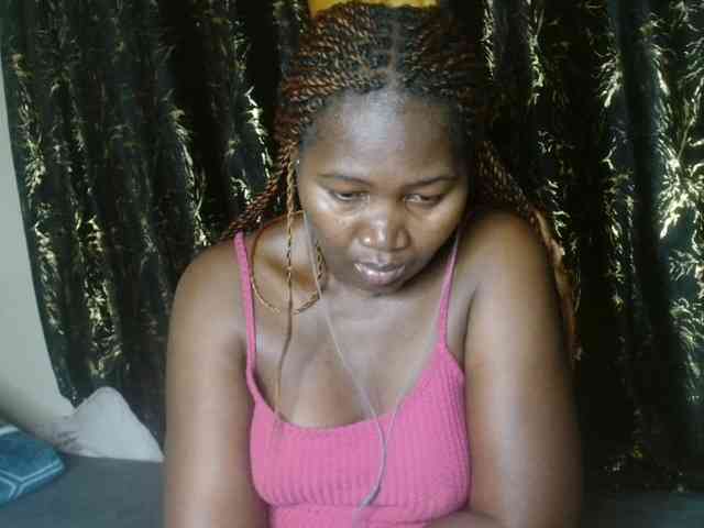 Sexxy-pretty24 webcam