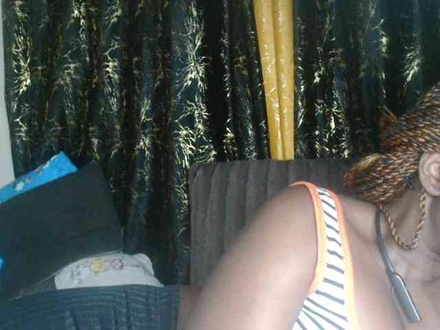 Sexxy-pretty24 webcam