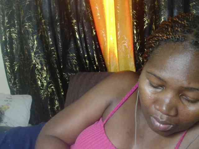 Sexxy-pretty24 webcam