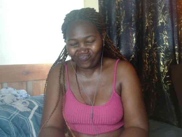 Sexxy-pretty24 webcam