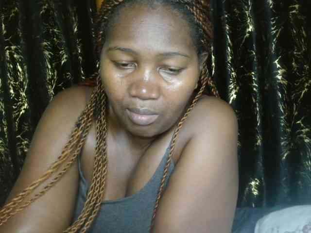 Sexxy-pretty24 webcam