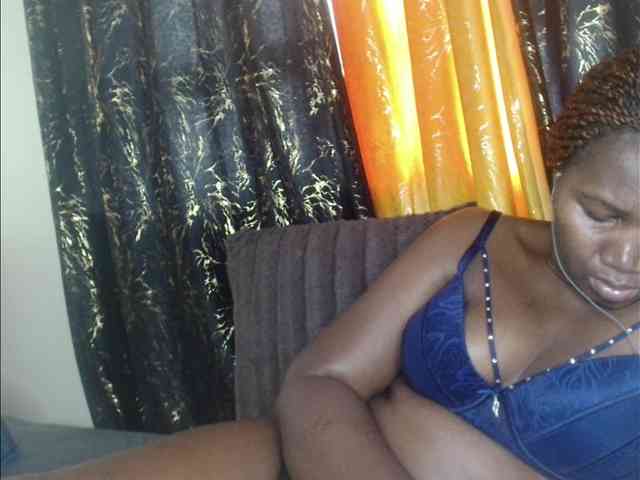 Sexxy-pretty24 webcam