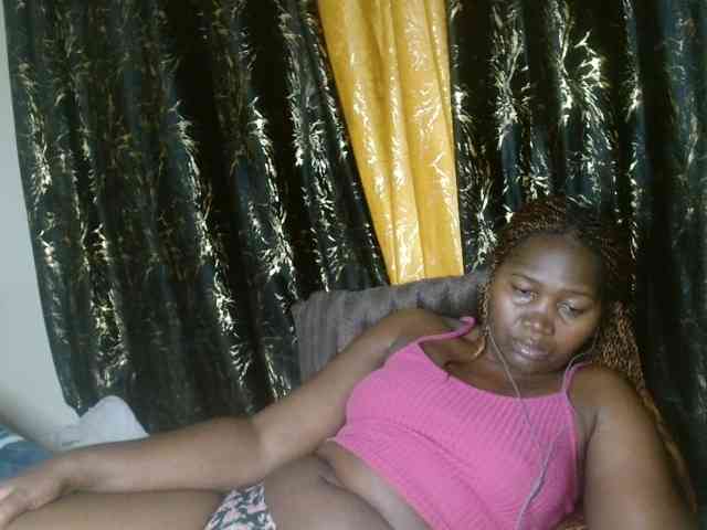 Sexxy-pretty24 webcam