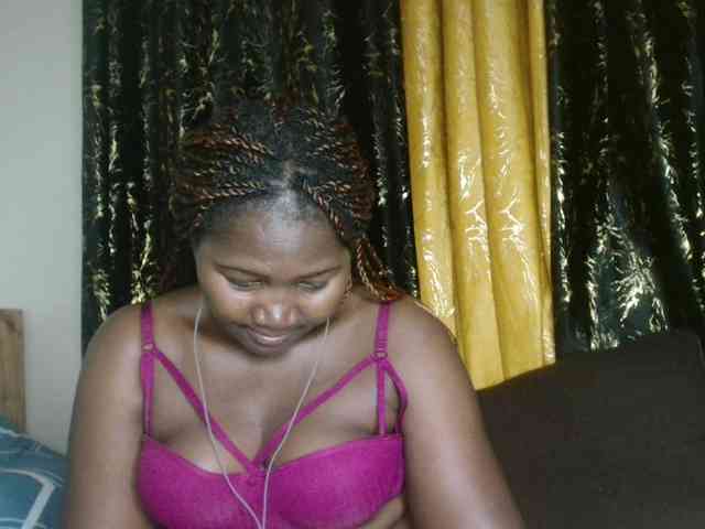 Sexxy-pretty24 webcam