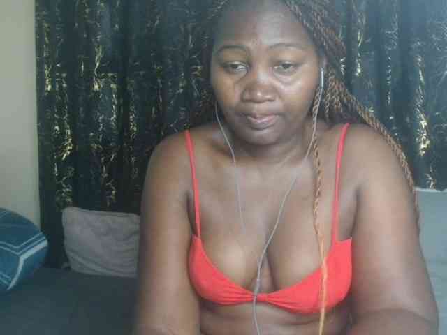 Sexxy-pretty24 webcam